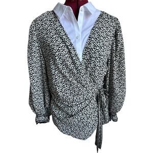 Max Studio Women’s Size Large Floral Wrap Blouse‎ Top NEW